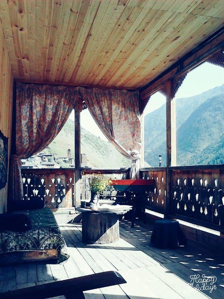 Makratela Hotel Akhmeta Екстериор снимка